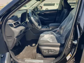 2023 Toyota Highlander 2.4L Petrol Platinum Awd canadian spec