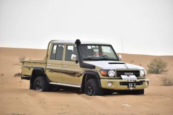 TOYOTA LAND CRUISER 2022 MODEL  79 DOUBLE CAB PICKUP V8 4.5L TURBO DIESEL 4WD MANUAL TRANSMISSION