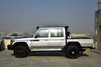2023 TOYOTA LAND CRUISER 79 DOUBLE CAB PICKUP BLAC KEDITION V8 4.5L TURBO DIESEL 4WD MANUAL TRANSMISSION