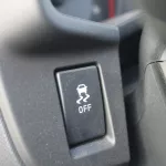 2022 ISUZU D-MAX 2.5L, 4x4, DC, MT, DIESEL - Thumbnail 12