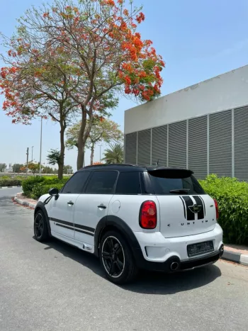 Mini Cooper Jon works V4 2015 Full Option GCC Specs