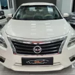 Nissan Altima SV 2.5L V4 2016 Mid Option White Color - Thumbnail 1