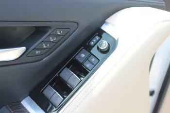TOYOTA LAND CRUISER LC300 VX 4.0L PETROL 2022