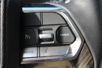 TOYOTA LAND CRUISER LC300 VX 4.0L PETROL 2022