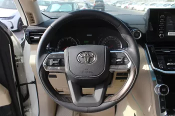 TOYOTA LAND CRUISER LC300 VX 4.0L PETROL 2022