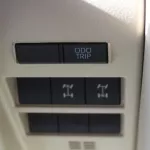 TOYOTA LAND CRUISER LC300 VX 4.0L PETROL 2022 - Thumbnail 16