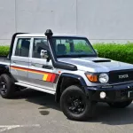 2023 TOYOTA LAND CRUISER 79 DOUBLE CAB PICKUP BLACK EDITION V8 4.5L TURBO DIESEL 4WD MANUAL TRANSMISSION - Thumbnail 3