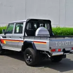 2023 TOYOTA LAND CRUISER 79 DOUBLE CAB PICKUP BLACK EDITION V8 4.5L TURBO DIESEL 4WD MANUAL TRANSMISSION - Thumbnail 4