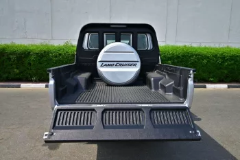 2023 TOYOTA LAND CRUISER 79 DOUBLE CAB PICKUP BLACK EDITION V8 4.5L TURBO DIESEL 4WD MANUAL TRANSMISSION