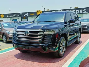 TOYOTA LAND CRUISER LC300 GXR 4.0L V6 2023 Dark Blue Color