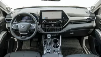 TOYOTA HIGHLANDER LIMITED 2.4L PETROL AWD AT MY2023 – BLACK