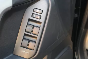 LHD - TOYOTA PRADO 150 4.0L V6 2023 PETROL TX-L AUTO