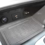 LHD - HYUNDAI GRAND CRETA 2.0L 2023 PETROL PREMIER PLUS DUAL TONE - Thumbnail 15