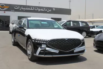 GENESIS G90 LIMOUSINE AWD 3.5L Turbo 2023 Black Color