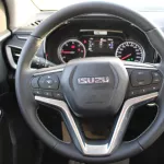 LHD - ISUZU D-MAX 2023 3.0L DIESEL DOUBLE CAB 4WD FULL OPTIONS - AUTOMATIC - SILVER - Thumbnail 11