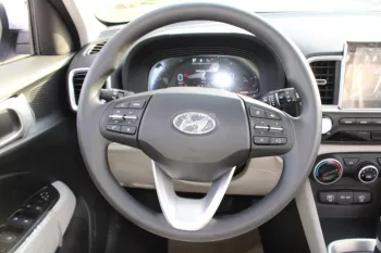 LHD - HYUNDAI VENUE 1.0L 2023 PETROL PREMIER PLUS AUTOMATIC - SILVER