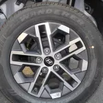LHD - HYUNDAI VENUE 1.0L 2023 PETROL PREMIER PLUS AUTOMATIC - SILVER - Thumbnail 30