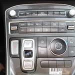 LHD - HYUNDAI SANTA FEE 2.5L 2023 PETROL 2WD LUXURY AUTOMATIC - WHITE - Thumbnail 15