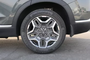 LHD - HYUNDAI SANTA FEE 2.5L PETROL 2WD LUXURY AUTOMATIC - RAIN FOREST