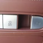 HYUNDAI GENESIS G90 LIMOUSINE AWD 3.5L Turbo super charged 2023 Black inside red - Thumbnail 7