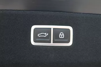 HYUNDAI GENESIS G90 LIMOUSINE AWD 3.5L Turbo super charged 2023 Black inside red
