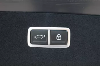 HYUNDAI GENESIS G90 AWD 3.5L Turbo super charged 2023 Black inside white