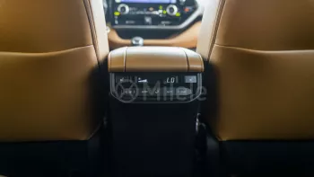 TOYOTA HIGHLANDER PLATINUM 2.4L PETROL AWD AT MY2023 – BLACK