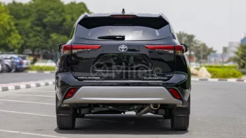 TOYOTA HIGHLANDER PLATINUM 2.4L PETROL AWD AT MY2023 – BLACK