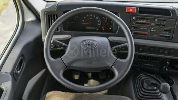 TOYOTA COASTER 4.2L DIESEL MT 30-SEATER MY2023 – WHITE