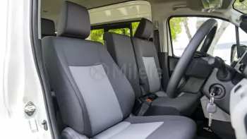 TOYOTA HIACE HR 2.8L DIESEL AT 14SEATER MY2023 – WHITE (RHD)