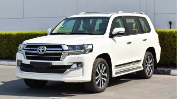 Toyota land cruiser GXR 2019 V8 4WD 4.6L white color