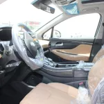 LHD - HYUNDAI SANTAFE 3.5 L PETROL 4WD LUXURY AUTOMATIC 2023 - Thumbnail 8