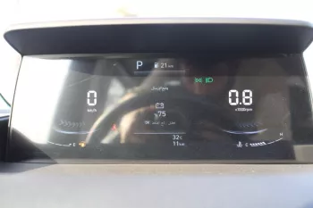 LHD - HYUNDAI STARIA 3.5L PETROL 11-SEATER COMFORT AUTOMATIC 2023 GREY COLOUR
