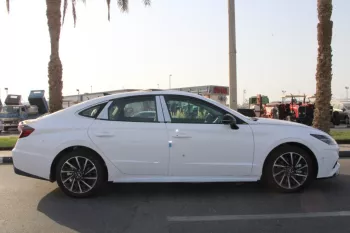 LHD - HYUNDAI SONATA 2.5L PETROL GLS LUXURY AUTOMATIC 2023 WHITE