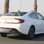 LHD - HYUNDAI SONATA 2.5L PETROL GLS LUXURY AUTOMATIC 2023 WHITE - Thumbnail 4