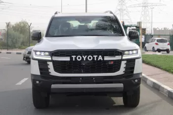 LHD - TOYOTA LANDCRUISER 300 3.3L DIESEL GR SPORT AUTOMATIC WHITE 2023