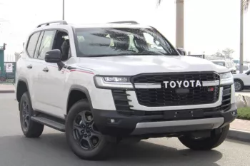 LHD - TOYOTA LANDCRUISER 300 3.3L DIESEL GR SPORT AUTOMATIC WHITE 2023