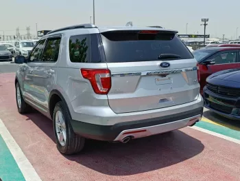 FORD EXPLORER XLT FULL OPTION 3.5L V6 SILVER COLOR 2016