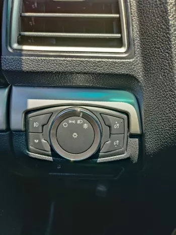 FORD EXPLORER XLT FULL OPTION 3.5L V6 SILVER COLOR 2016