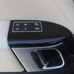 LAND ROVER RANGE ROVER 2017 3.0L PETROL AWD White Color - Thumbnail 8