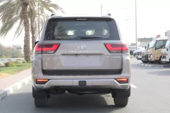 LHD - TOYOTA LANDCRUISER 300 3.3L V6 DIESEL VXR- A AUTOMATIC 2023