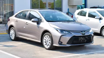 TOYOTA COROLLA HYBRID 1.8L V4 2022 EXPORT PRICE