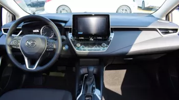 TOYOTA COROLLA HYBRID 1.8L V4 2022 EXPORT PRICE