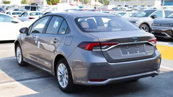 TOYOTA COROLLA HYBRID 1.8L V4 2022 EXPORT PRICE