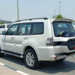 MITSHUBISHI PAJERO GLS 3.8L PETROL V6 FULL OPTION 2018 SILVER - Thumbnail 6