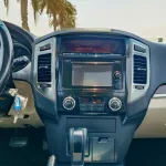 MITSHUBISHI PAJERO GLS 3.8L PETROL V6 FULL OPTION 2018 SILVER - Thumbnail 13