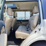 MITSHUBISHI PAJERO GLS 3.8L PETROL V6 FULL OPTION 2018 SILVER - Thumbnail 19