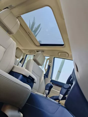 MITSHUBISHI PAJERO GLS 3.8L PETROL V6 FULL OPTION 2018 SILVER