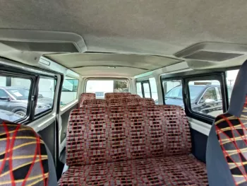 TOYOTA HIACE 2.7L PETROL V4 MT 2010 USED