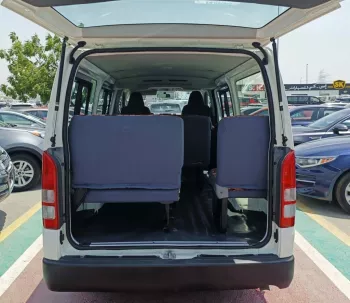 TOYOTA HIACE 2.7L PETROL V4 MT 2010 USED